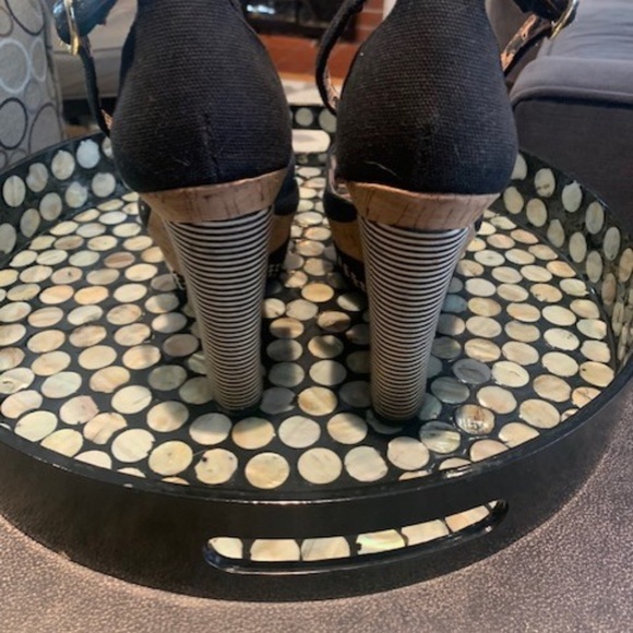 Jessica Simpson Wedges - Picture 3 of 4
